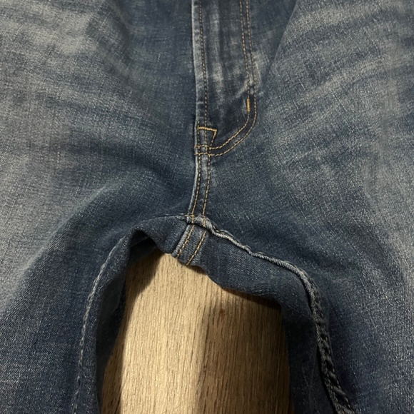Old navy jeans 30x36 - Picture 2 of 6